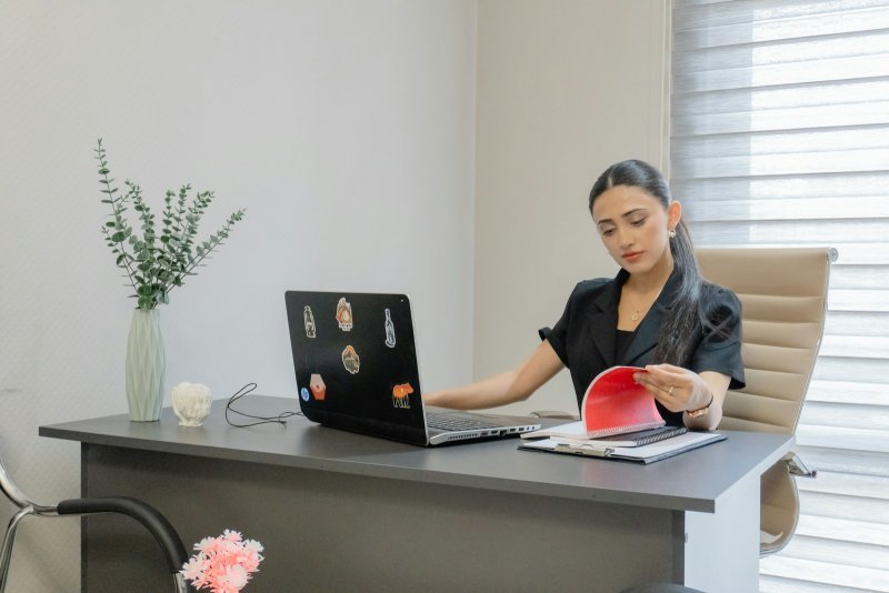 MBA student writing a strategic recommendation for a business analysis